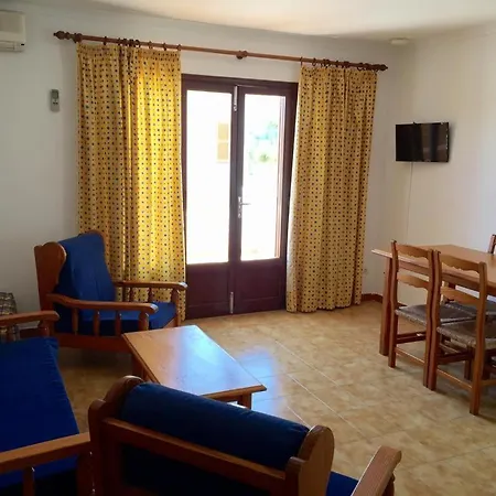 Cristina Apartment *
