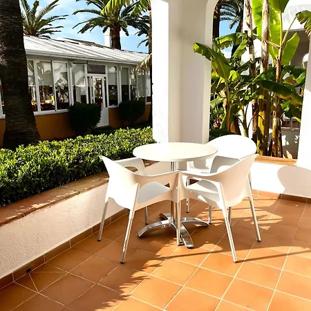 Cristina Apartment *