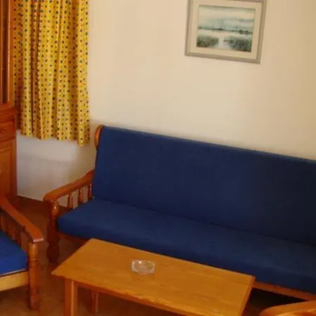 Cristina Apartment *